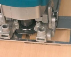 VIRUTEX - FR292R Affleureuse De Chant Inclinable 750 W -Magasin D'Outils Pour La Maison De Qualité Affleureuse de chant inclinable Virutex FR292R 9200400 3 2