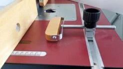 HOLZPROFI - TSD Table Stationnaire Pour Défonceuse -Magasin D'Outils Pour La Maison De Qualité Holzprofil Table stationnaire pour defonceuse TSD 4