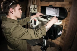 JET - JDP-17 - Perceuse à Colonne - Profondeur De Perçage 127 Mm - 230V Ou 400V-50Hz 550W (0.75CV) S1 Lampe LED Laser Cl. 2 -Magasin D'Outils Pour La Maison De Qualité JET JDP 17 Perceuse a Colonne Profondeur de percage 127 5