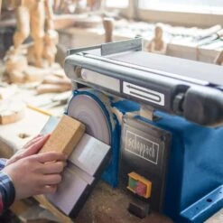 SCHEPPACH - BTS900 Ponceuse à Bande Et à Disque Avec 3 Bandes Abrasives Et 3 Disques 230-240V 50Hz -Magasin D'Outils Pour La Maison De Qualité SCHEPPACH BTS900 Ponceuse a bande et a disque avec 3 ban 8