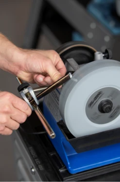 TORMEK T4 Original - Meule D’origine Tormek ø200×40 Mm Monophasé Industriel, 120 W (puissance Absorbée) 230 V, 50 Hz -Magasin D'Outils Pour La Maison De Qualité TORMEK T 4 Original Meule o 200 x 40 mm 120 W TORMT4 10