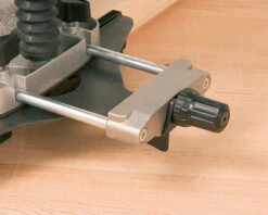 VIRUTEX - FR356Z - Défonceuse, Affleureuse Et Meuleuse Combinée - 1000 W - 230 V -Magasin D'Outils Pour La Maison De Qualité Virutex Defonceuse et Affleureuse FR356Z 1000 W Pince de