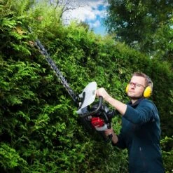 SCHEPPACH - HTH250/240P - Taille-Haie Thermique - Longueur De Coupe 600 Mm - 700 W -Magasin D'Outils Pour La Maison De Qualité hth250 scheppach aw